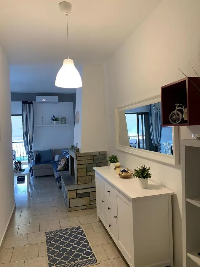 Lucas Lux Flogita Apartment