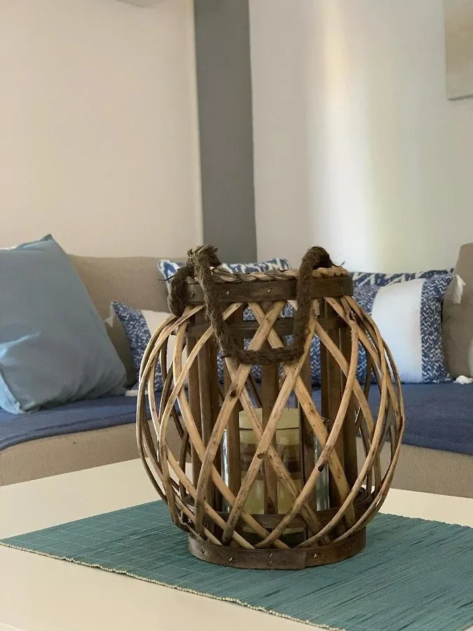 Lucas Lux Flogita Apartment