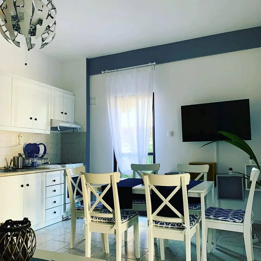 Lucas Lux Flogita Apartment Griekenland
