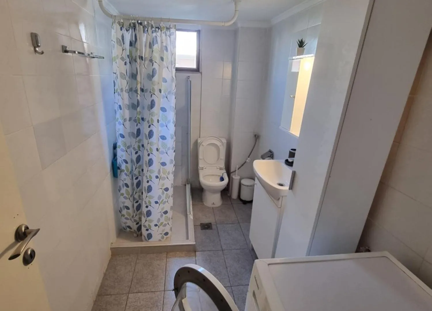 Lucas Lux Flogita Apartment